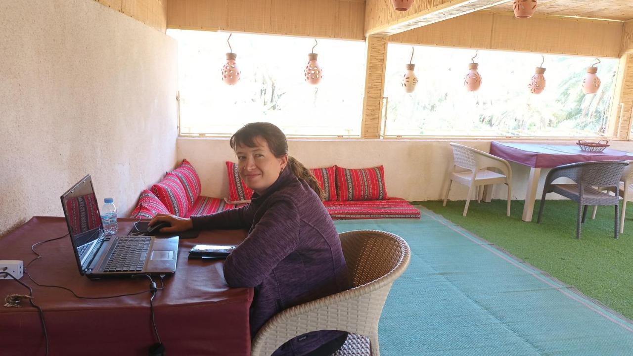 Sehma Guest House Al Ḩamrāʼ Exterior foto